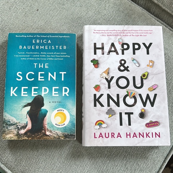 Summer reading bundle! - Picture 2 of 3